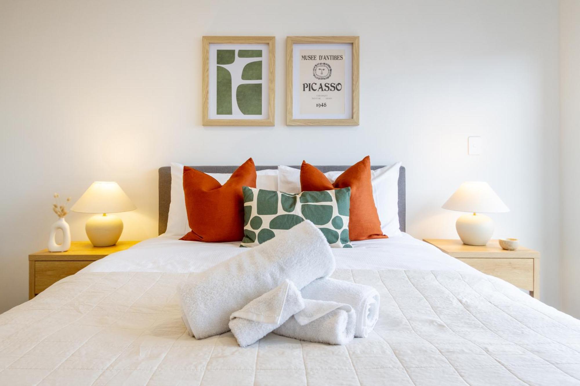 2 Bed, 2 Bath W Sofa Bed - Great Cafes Nearby Apartment Christchurch Bagian luar foto