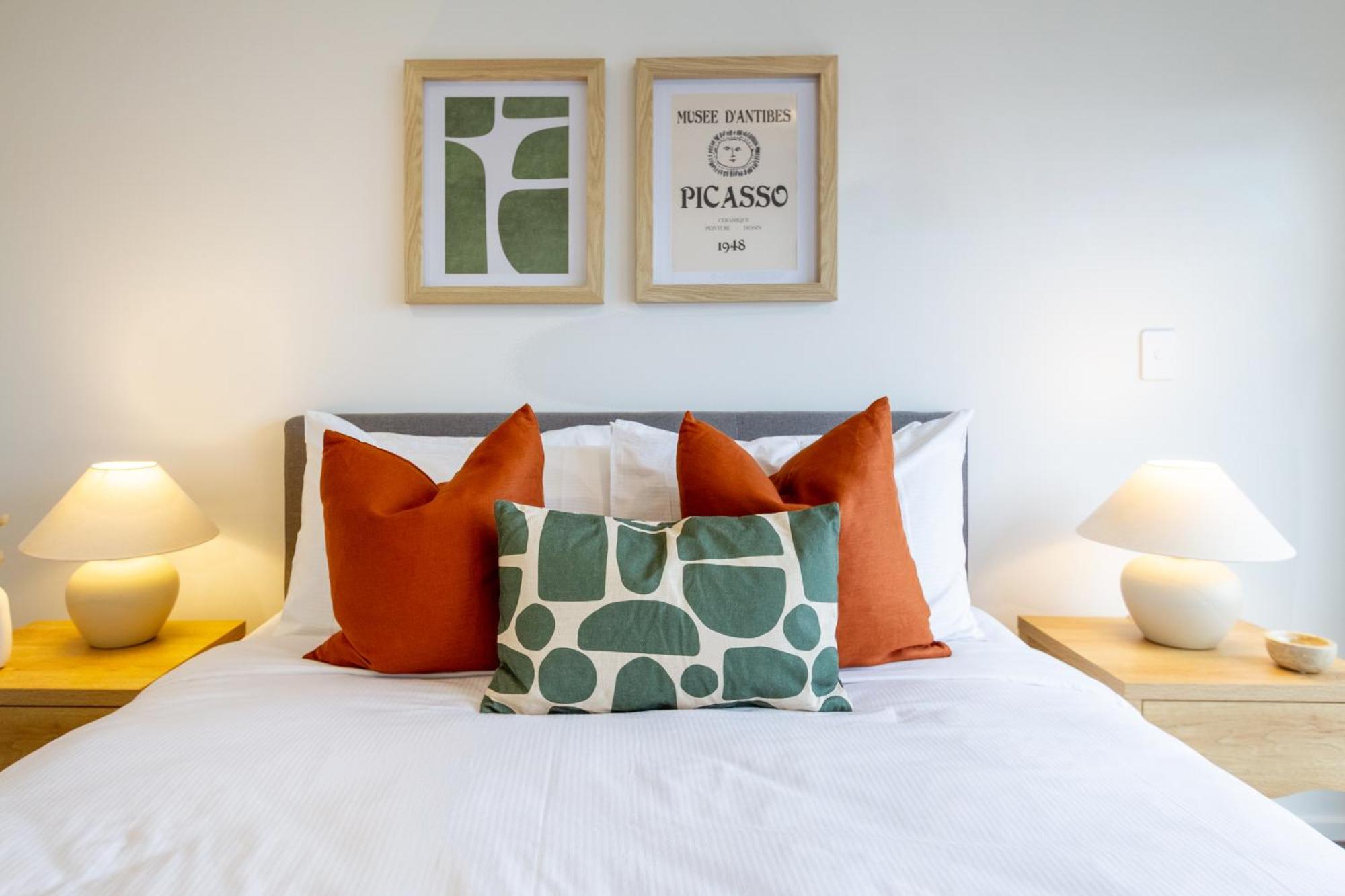 2 Bed, 2 Bath W Sofa Bed - Great Cafes Nearby Apartment Christchurch Bagian luar foto