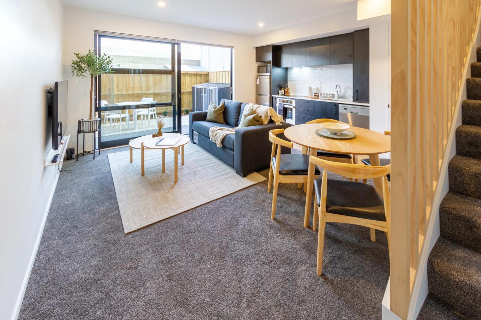 2 Bed, 2 Bath W Sofa Bed - Great Cafes Nearby Apartment Christchurch Bagian luar foto