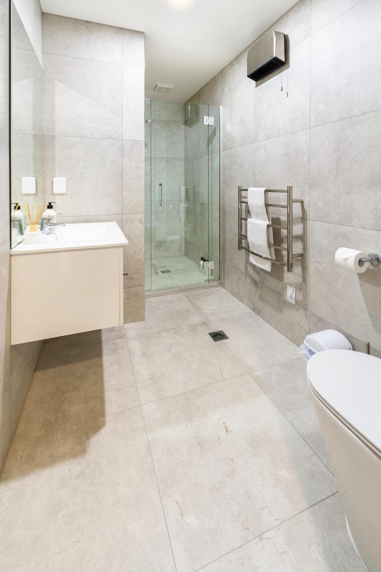 2 Bed, 2 Bath W Sofa Bed - Great Cafes Nearby Apartment Christchurch Bagian luar foto
