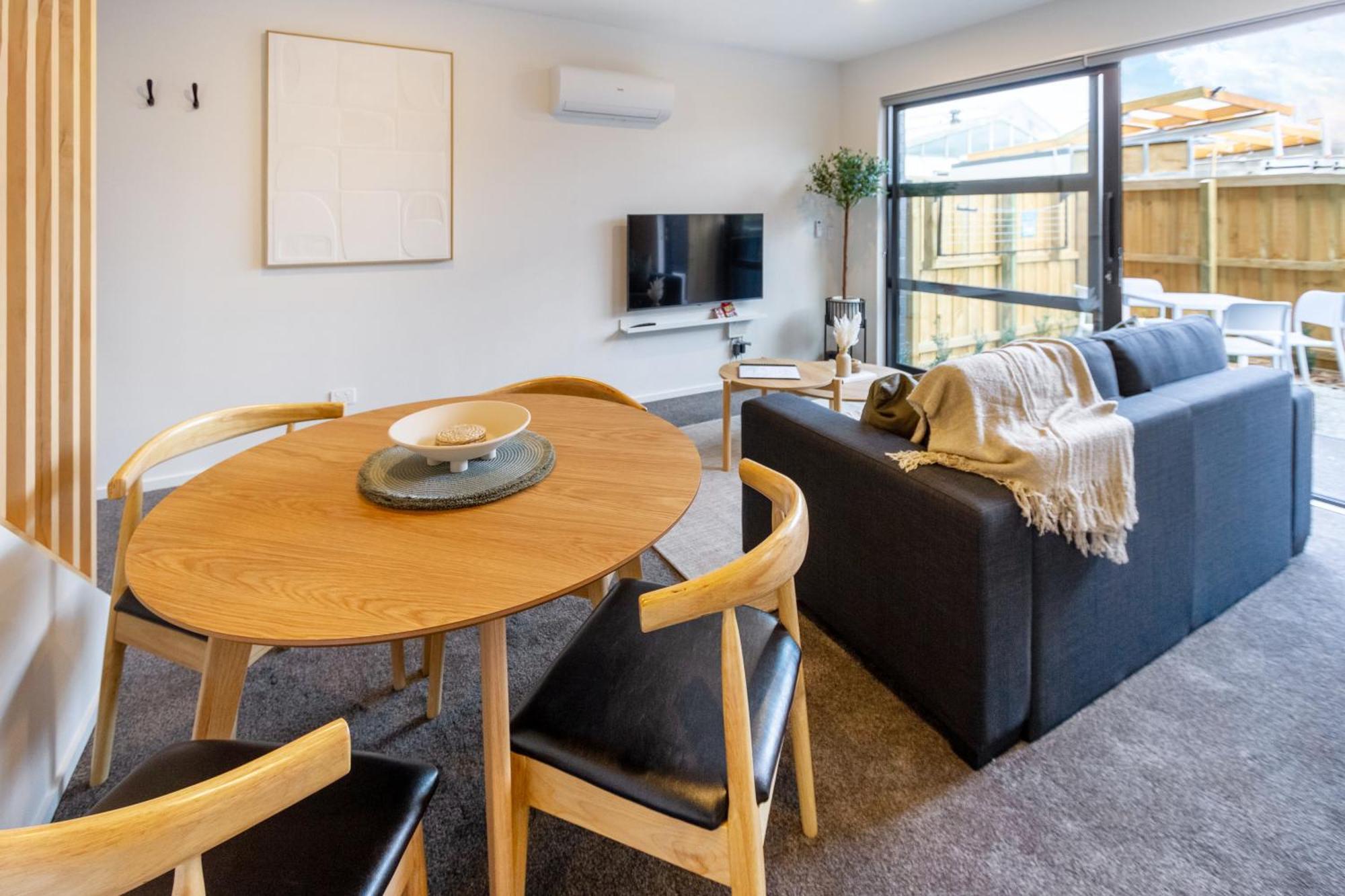2 Bed, 2 Bath W Sofa Bed - Great Cafes Nearby Apartment Christchurch Bagian luar foto